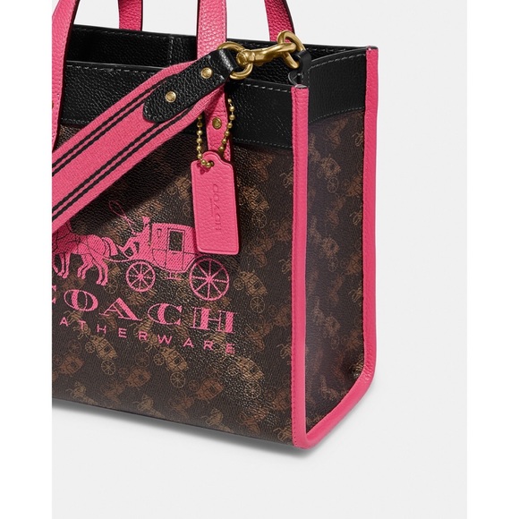 Coach Field Tote Leather Tote NWT Brass Truffle Petunia - Picture 7 of 7